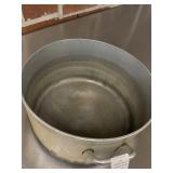 ommercial aluminum stock pot,