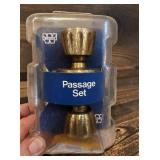 Weiser Passage Set Door Knob Lot - Fluted Brass Finish (Lot of 16) (1) Weiser Passage Set Door Knob Lot - Fluted Brass Finish (Lot of 16) (1)