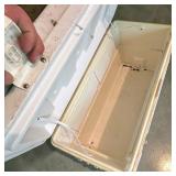 White Igloo 94 Qt Rectangular Ice Chest Cooler W Fish Measuring Ruler On Lid