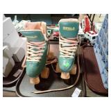 IMPALA WOMEN'S SIZE 5 ROLLER SKATES