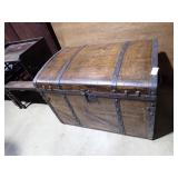 DOME TOP TRUNK 30x21