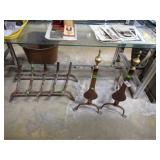 LOG HOLDER + 23' ANDIRONS