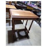 JEWELRY STAND W/ MIRROR, KEY 30'