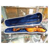 BECKER VIOLIN W/ CASE