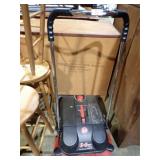 HOOVER SPINSWEEP PRO OUTDOOR SWEEPER