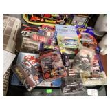 MINI CARS W/ WINNER'S CIRCLE, NASCAR PCS