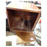 CUBE BOX, SMALL STAND