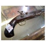 DECORATIVE PERCUSSION PISTOL