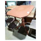 RED PAINTED 3-LEG STAND 30'