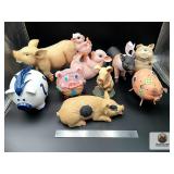 LOT OF LARGE PIG D?COR