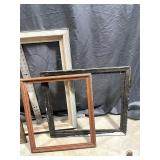 VINTAGE PICTURE FRAMES