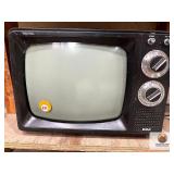 VINTAGE RCA SOLID STATE TV