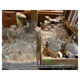 Mixed Glassware Lot ï¿½ Wine glasses, tumblers, mugs