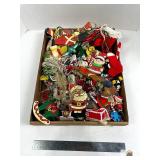 FLAT OF VINTAGE CHRISTMAS ORNAMENTS