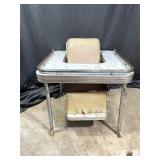 VINTAGE KIDS HIGH CHAIR