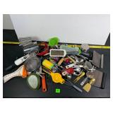 Kitchen Utensil Lot ï¿½ Mixed Gadgets, Tools &...