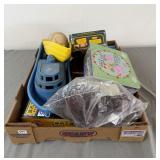 Vintage Toy Boat & Collectible Tin Lot