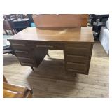 Vintage Kneehole Desk 7 Drawer Dovetail