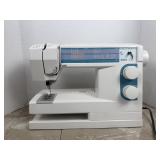 White 5823 Sewing Machine with Pedal ï¿½ TESTED
