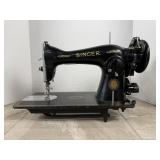 Singer 15 Sewing Machine - TESTED