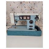 Dressmaker SWA-2000 Sewing Machine w Case - TESTED