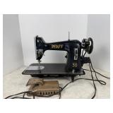 PFAFF 30 Sewing Machine - TESTED