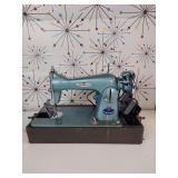 Stradivaro Deluxe Sewing Machine TESTED AND RUNS