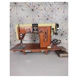 Kenmore 117.841 Sewing Machine - TESTED AND RUNS