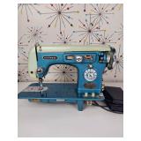 Kenmore 920 Sewing Machine with Pedal - TESTED