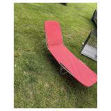 Vintage Red Folding Aluminum Lawn Lounge Chair