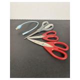 KitchenAid & Fiskars Scissors with USB Light
