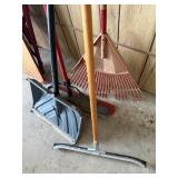 4 Outdoor Yard Tools Snow Shovel Rake Broom Squeeg