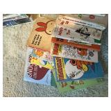 Vintage Cartoon Comic Book Lot Peanuts Heathcliff