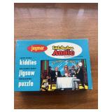 Jaymar Little Orphan Annie Kiddies Jigsaw Puzzle