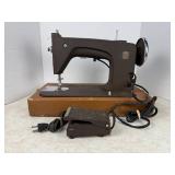 Montgomery Ward Sewing Machine with Case - TESTED