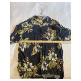 Hibiscus Hawaii Rayon Aloha Shirt