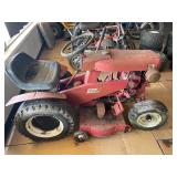 Work Horse 502 riding mower with Tecumseh engine
