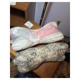 Set of Two Fabric Bone-Shaped Pillows with Mixed P