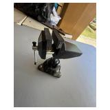WORK ZONE Swivel Base Bench Vise