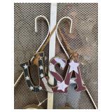 Distressed Patriotic 'USA' Wooden Hanging Wall Dec