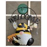 Welcome Gnome Bee Garden Hanging Sign Decoration