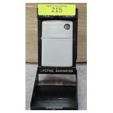 ZIPPO 'REGULAR WHITE MATTE' CIGARETTE LIGHTER