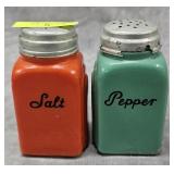 PAIR OF 3.5' MCKEE GLASS ART DECO SHAKERS