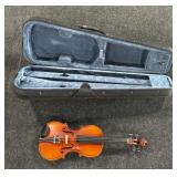 Becker Model 175 Violin 1/2 w/ Case