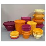 32-Piece Tupperware Set