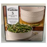 New Trudeau Porcelain Serving Bowl Set