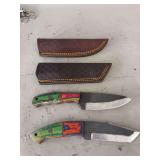 Set of 2 knives W/ sheaths