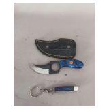Set of 2 knives and 1 sheath