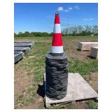 25 Traffic Cones