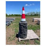 25 Traffic Cones